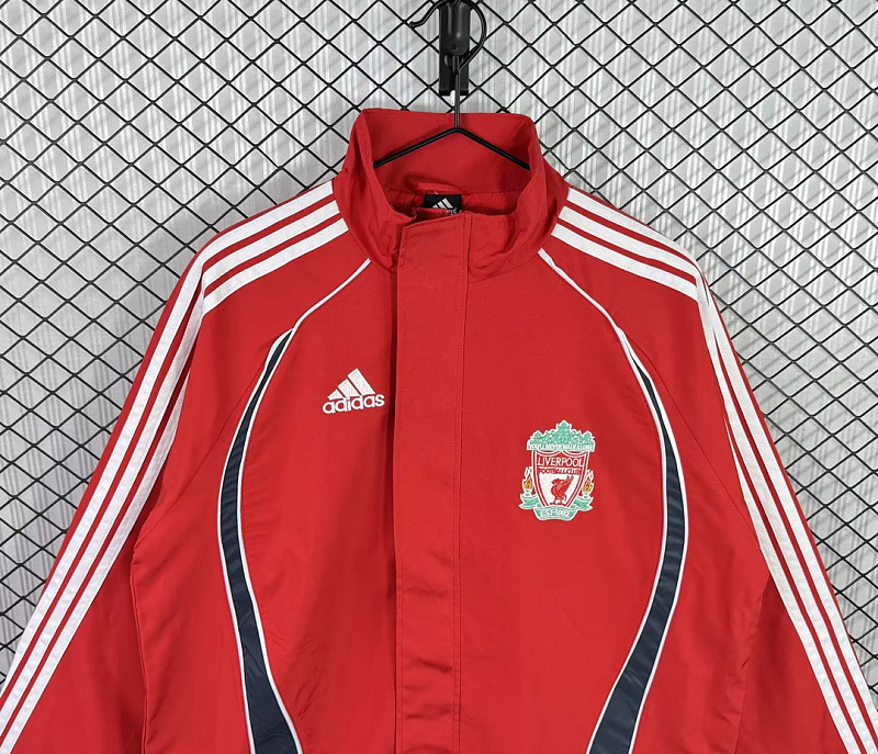 Liverpool 06/07 Liverpool Home Red Windbreaker 5