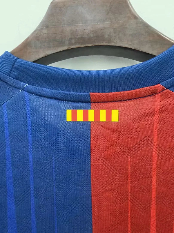 Barcelona 25/26 Barcelona Retro Red Blue 3