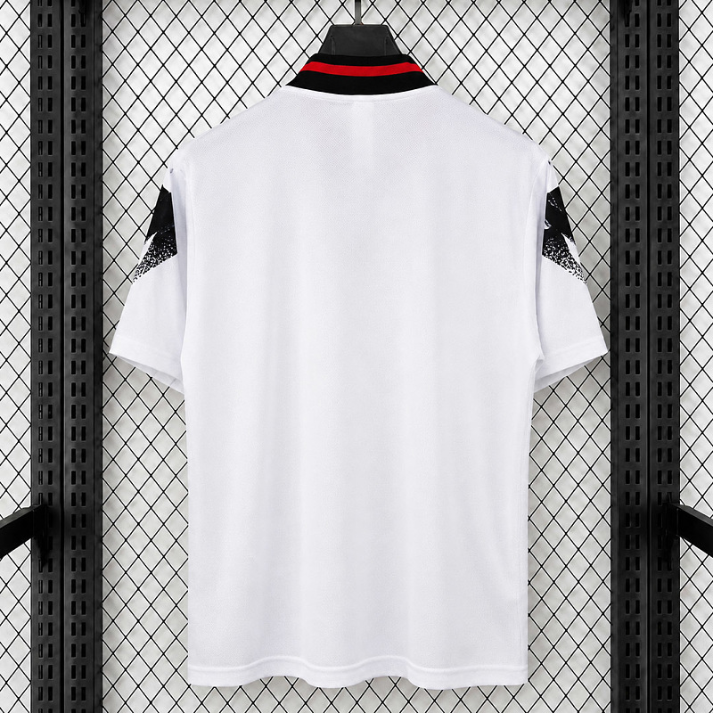 Manchester United 26/27 Manchester United 1994 Inspired Geometric White 4