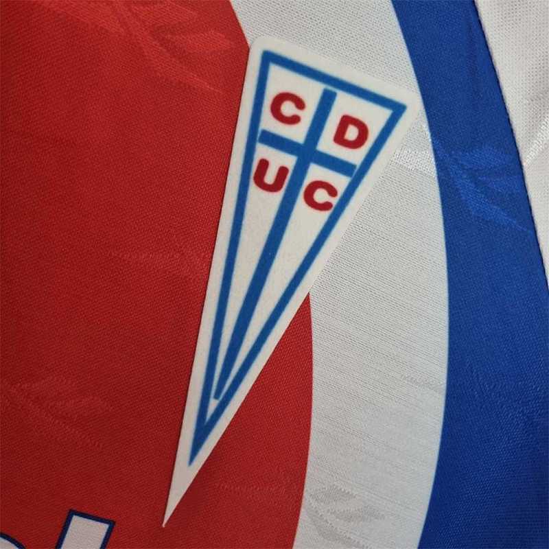La Católica La Católica away 8