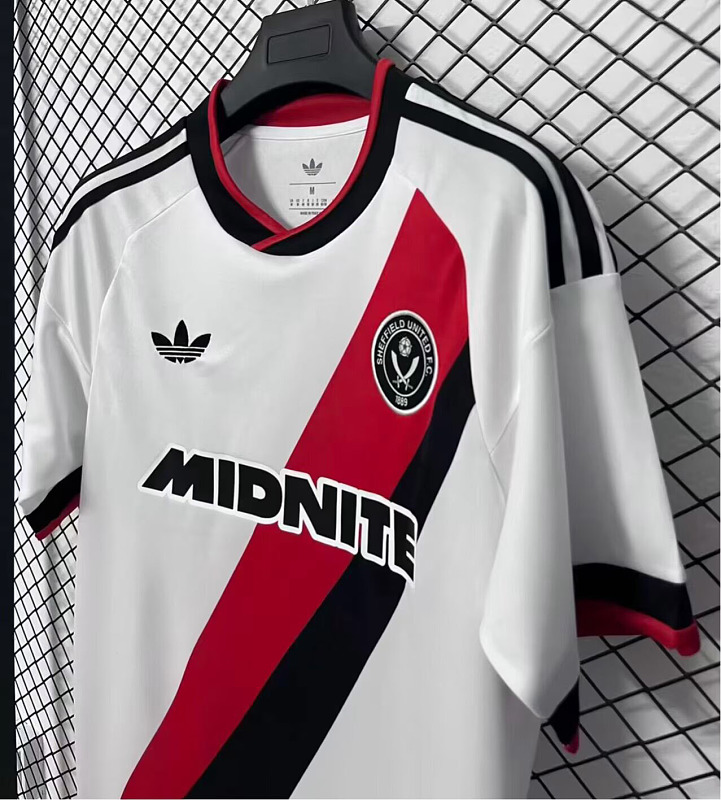 Sheffield United 26/27 Sheffield United Away 2