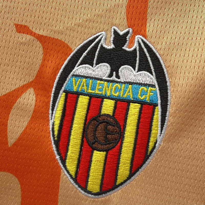 Valencia 25/26 Valencia CF Retro 4
