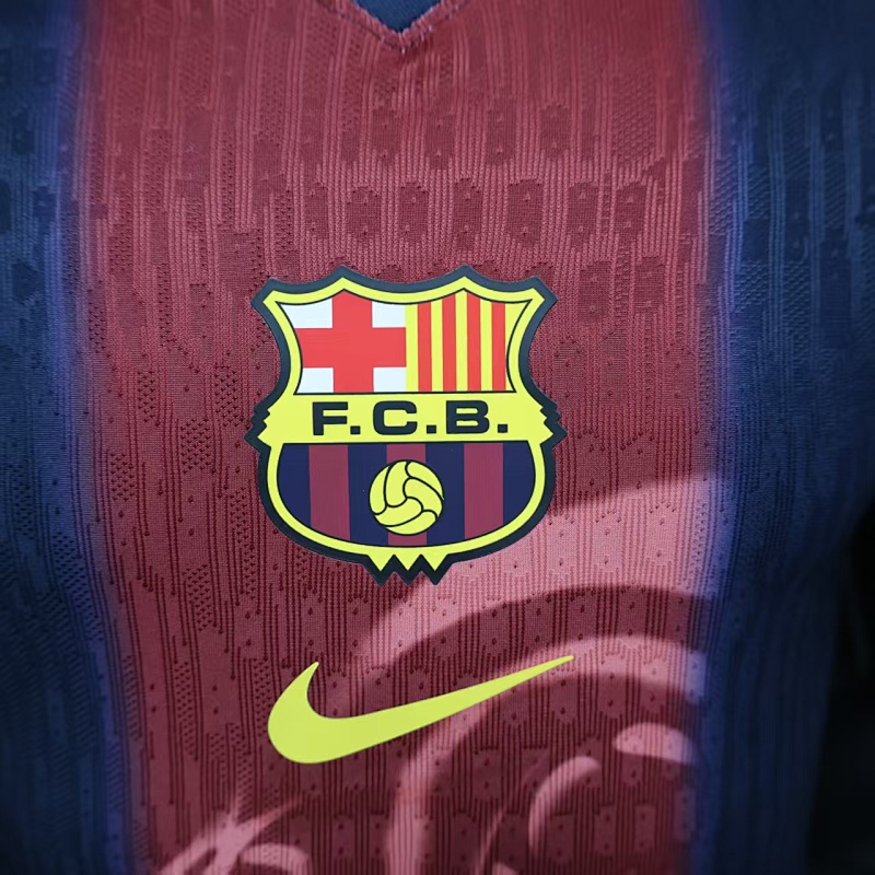 Barcelona 00/01 Barcelona Home Travis Scott Player Remark 4