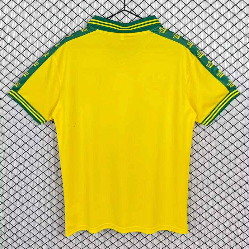 Norwich City 76/81 Norwich City Home Retro 4