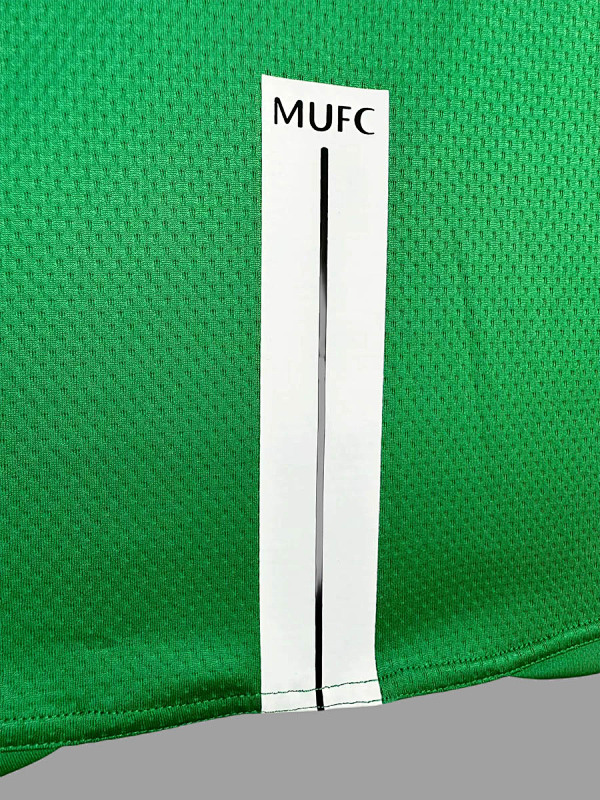 Manchester United 07/08 Manchester United Goalkeeper 2 Long Sleeve Retro 2
