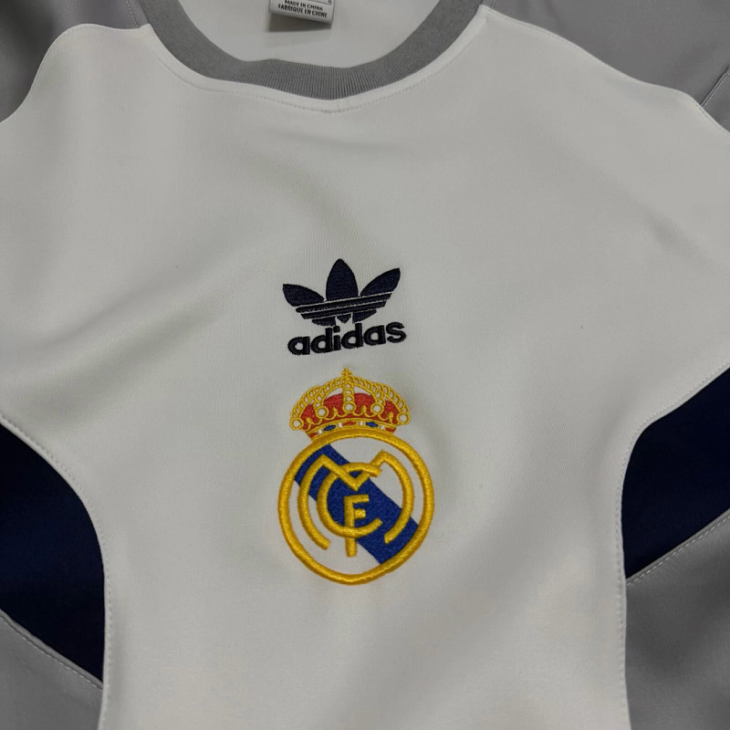 Real Madrid 26/27 Real Madrid Trefoil Retro Inspired White Grey Navy Short Sleeve Sweatshirt 5
