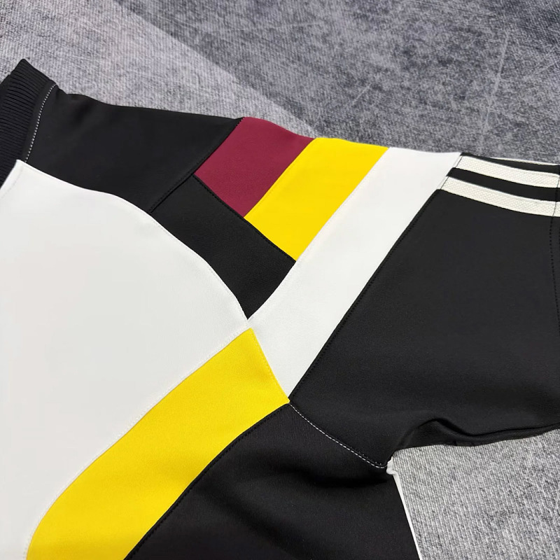 Germania Germany Trefoil Retro Inspired White Black Short Sleeve Sweatshirt 3