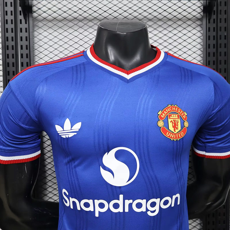 Manchester United 25/26 Manchester United Special Player Blue 8