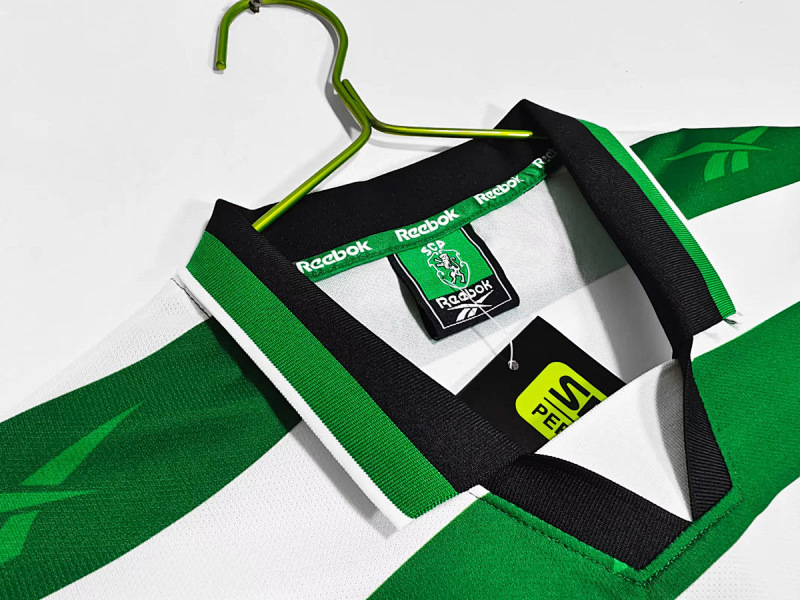 Lisbon Soccer 99/00 Lisbon Home Retro 8