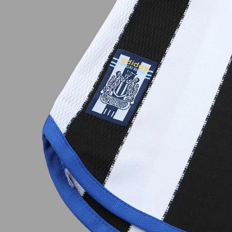 Newcastle 99/00 Newcastle United Home Kids Retro Size 16-28 4