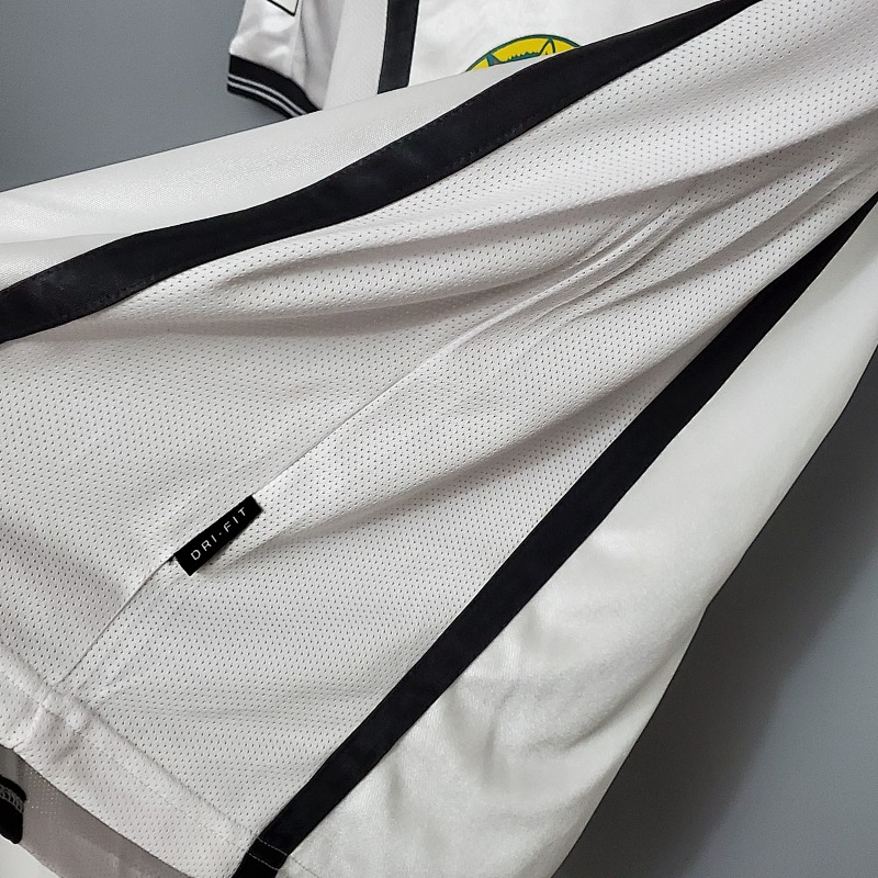 Valencia 00-01 Valencia home 11