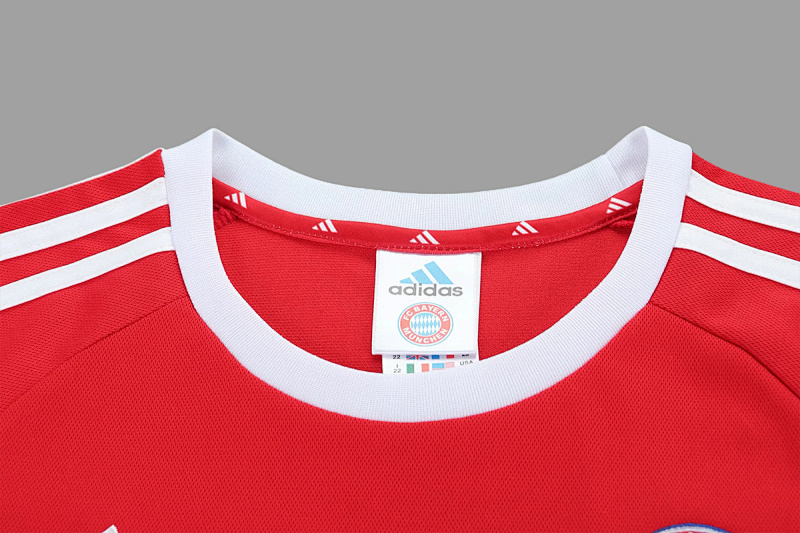 Bayern Munich 01/02 Bayern Munich UEFA Super Cup Home Kids Retro Size 16-28 8