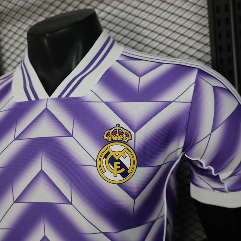 Real Madrid 25/26 Real Madrid Lifestyle Player Retro 6