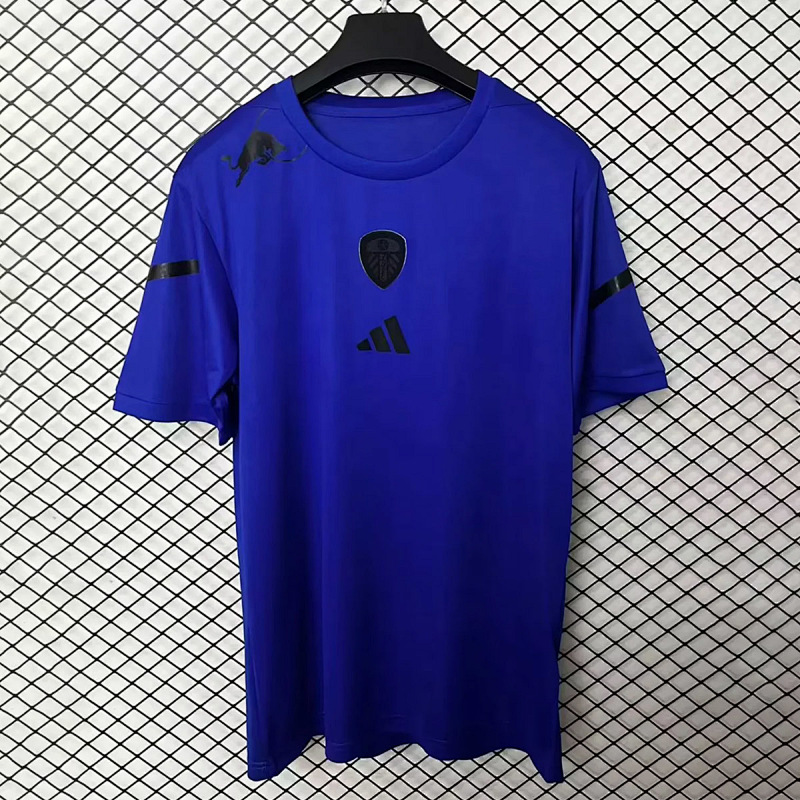 Leeds United 25/26 Leeds United Travel Shirt