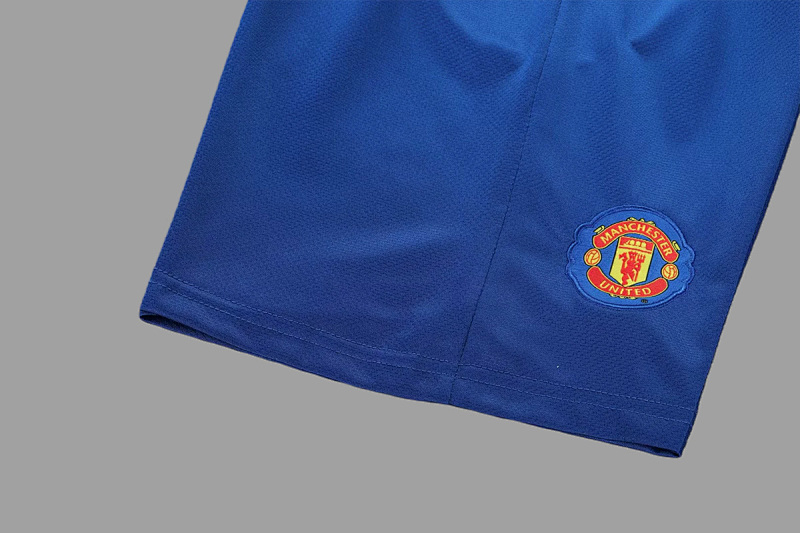 Manchester United 08/09 Manchester United Third Long Sleeve Kids Retro Size 16-28 3