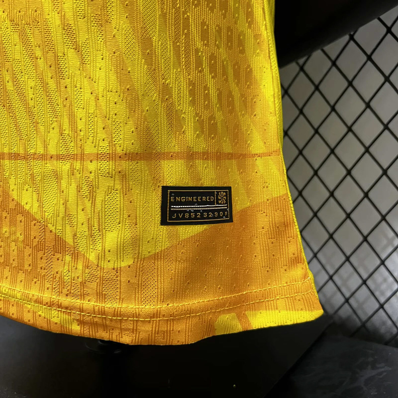 Brasile Brazil Vintage Cactus Player Yellow 8