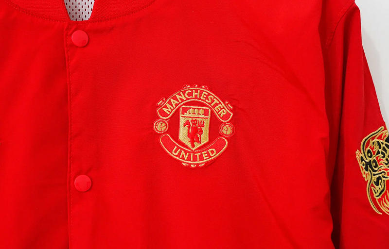Manchester United 19/20 Manchester United Red Windbreaker 8