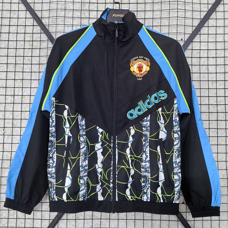 Manchester United 26/27 Manchester United 90 Woven Vintage Black Windbreaker