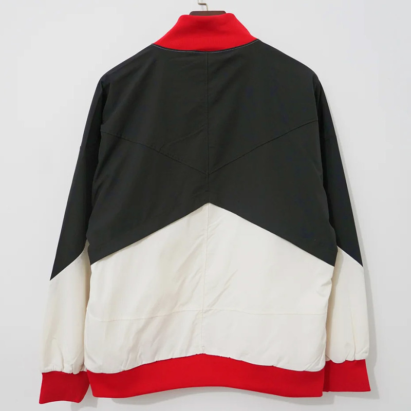 Liverpool 24/25 Liverpool Beige Windbreaker 9