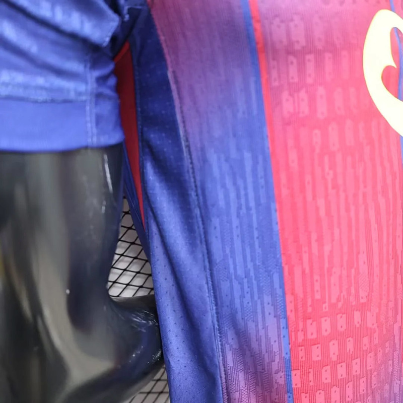 Barcelona 25/26 Barcelona Olivia Rodrigo Special Player 6