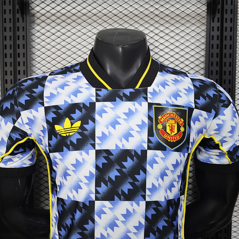 Manchester United 25/26 Manchester United Lifestyle Player Retro 7
