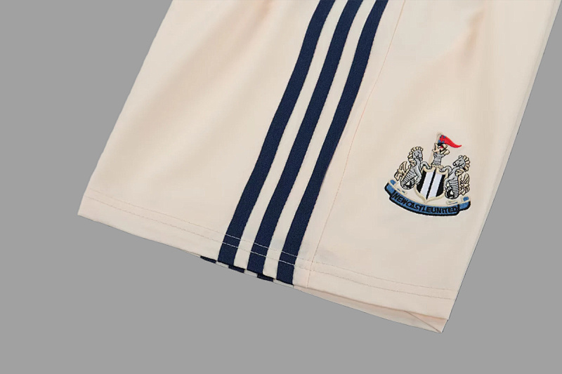 Newcastle 95/96 Newcastle United Away Kids Retro Size 16-28 2