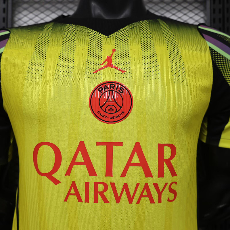 PSG 26/27 Paris Saint-Germain Stadium Night Edition Player Yellow 2