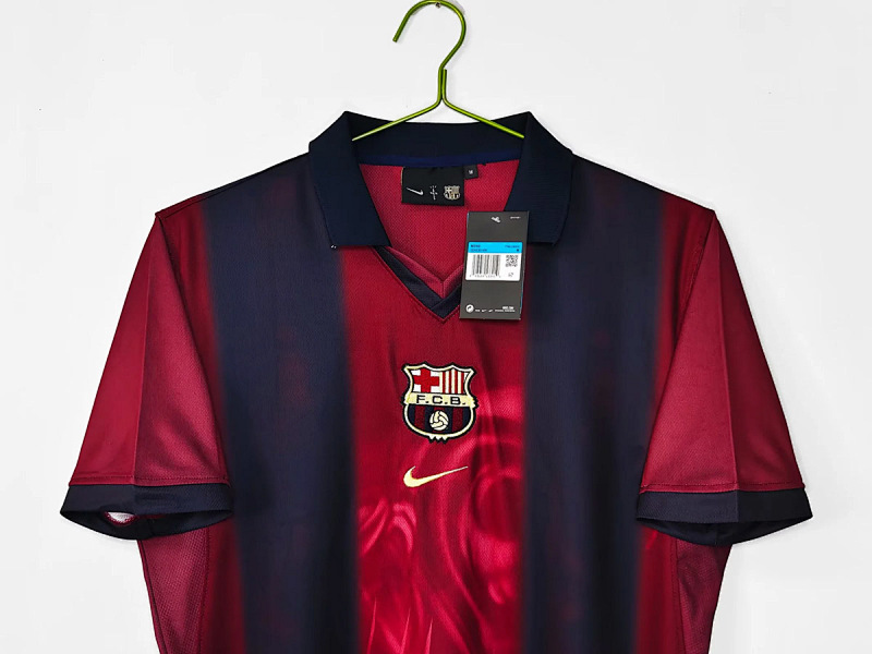 Barcelona 00/01 Barcelona Home Travis Scott Remark 2