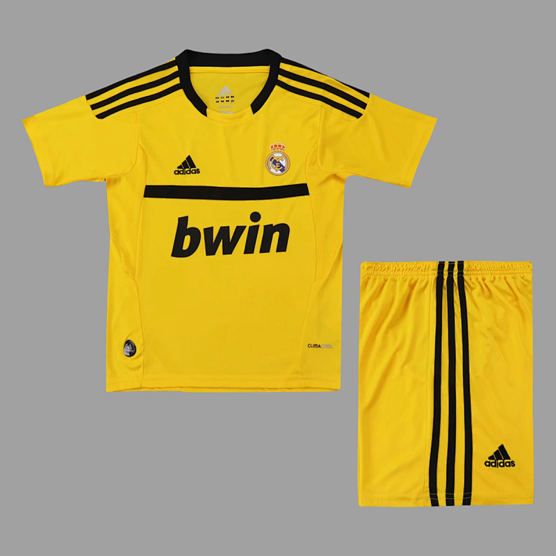 Real Madrid 11/12 Real Madrid Goalkeeper Yellow Kids Retro Size 16-28