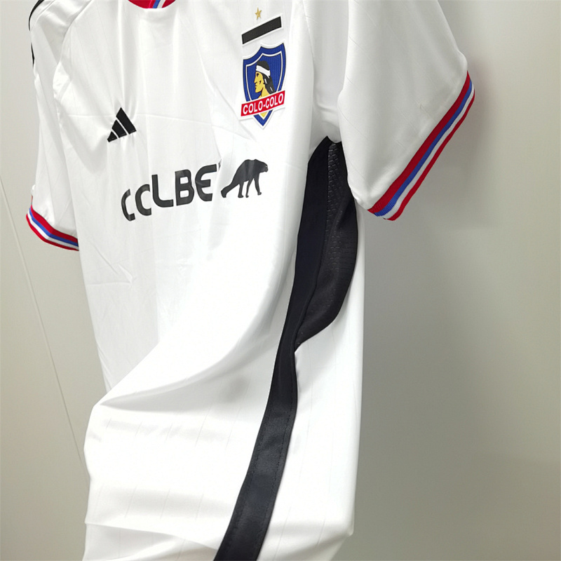 23-24 Colo-Colo 23-24 Colo-Colo home 5