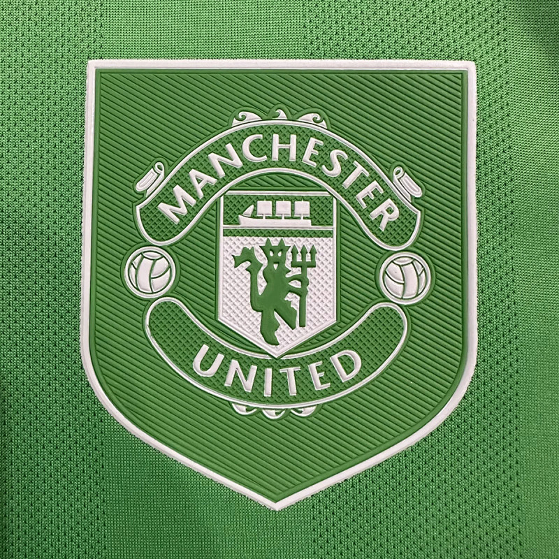 Manchester United 25/26 Manchester United Goalkeeper Third Player 5