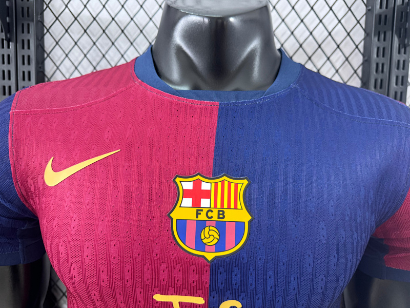 Barcelona 24/25 Barcelona x Taylor Swift Special Version Player 3