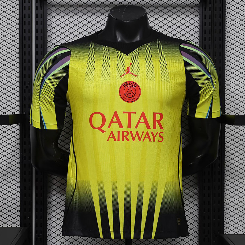 PSG 26/27 Paris Saint-Germain Stadium Night Edition Player Yellow