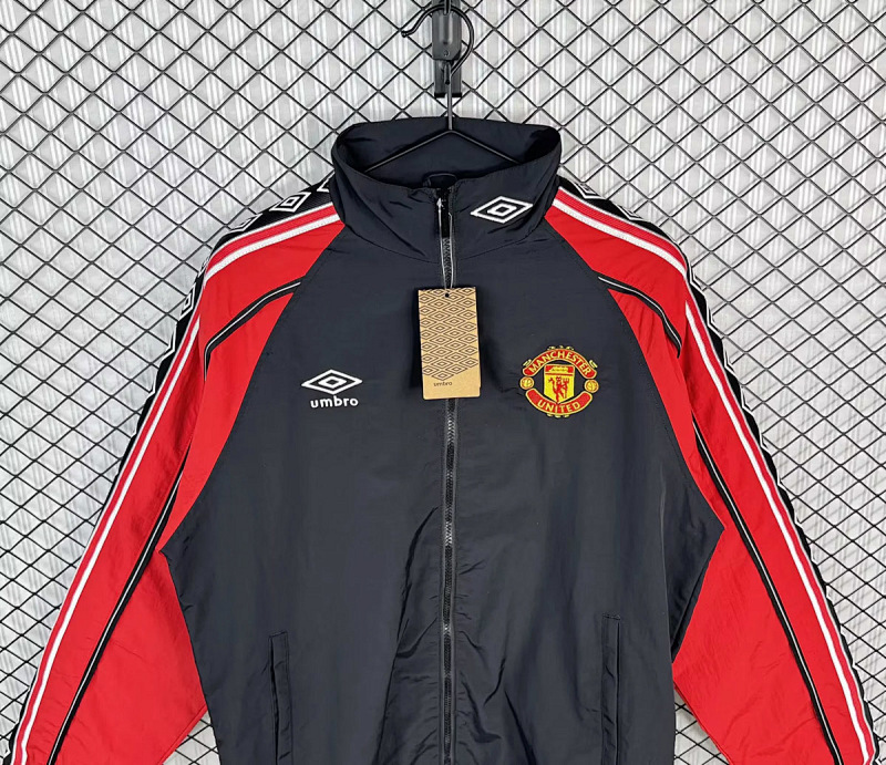 Manchester United 98/99 Manchester United Black Red Windbreaker 2