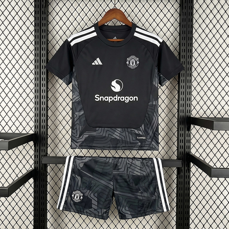 Manchester United 26/27 Manchester United Goalkeeper 1 Kids Size 16-28