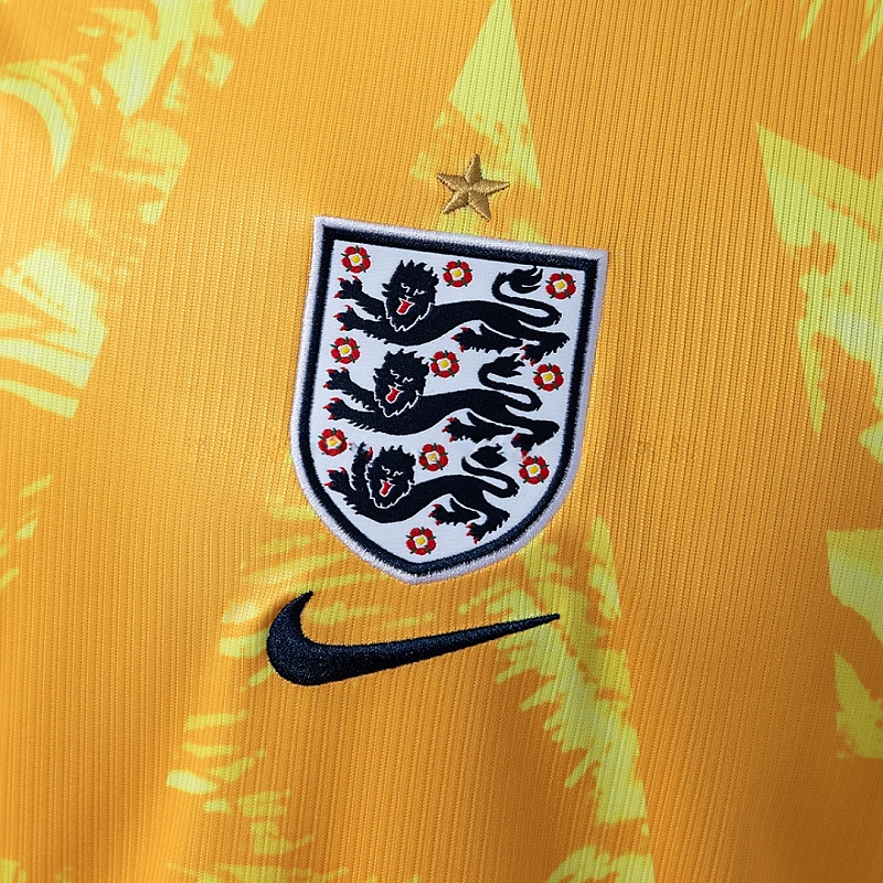 Inghilterra England Goalkeeper 4 3