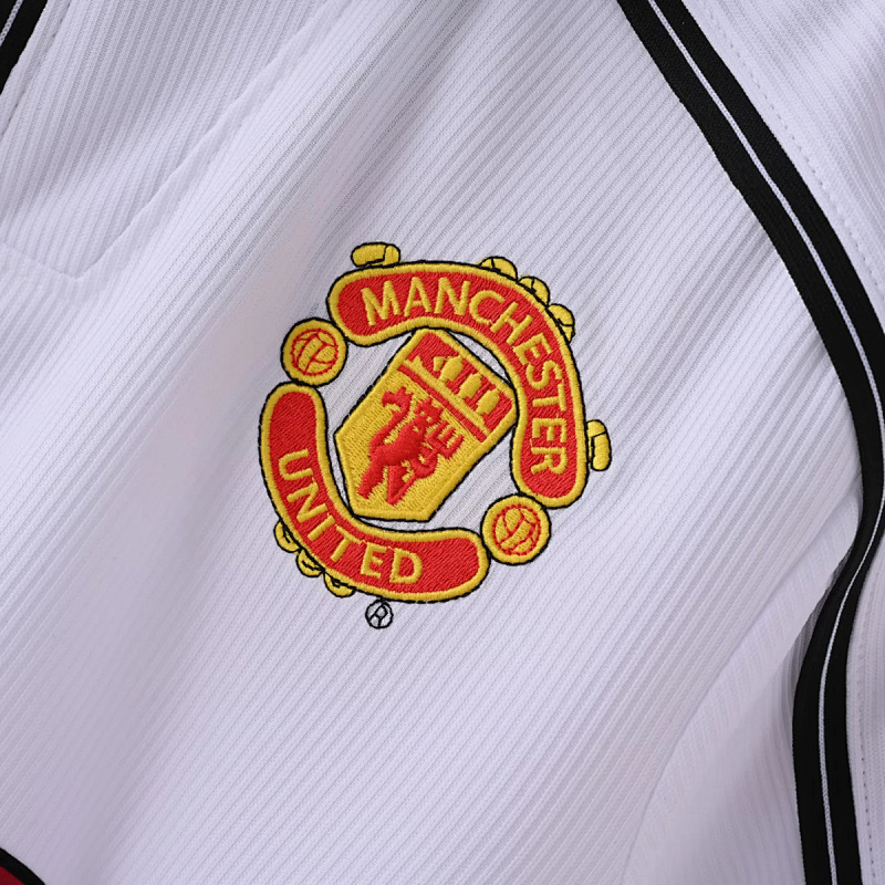 Manchester United 98/99 Manchester United White Retro 6