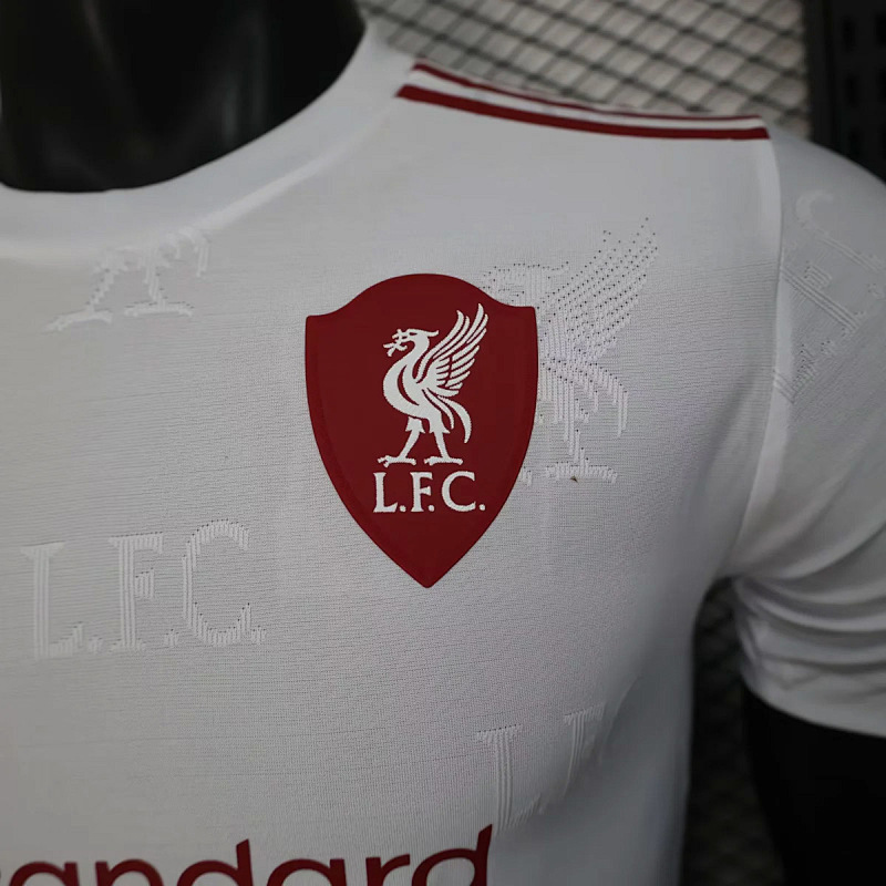 Liverpool 25/26 Liverpool Special White Long Sleeve Player 4