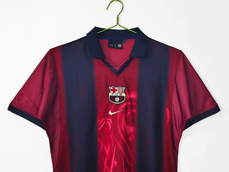 Barcelona 00/01 Barcelona Home Travis Scott Remark 4