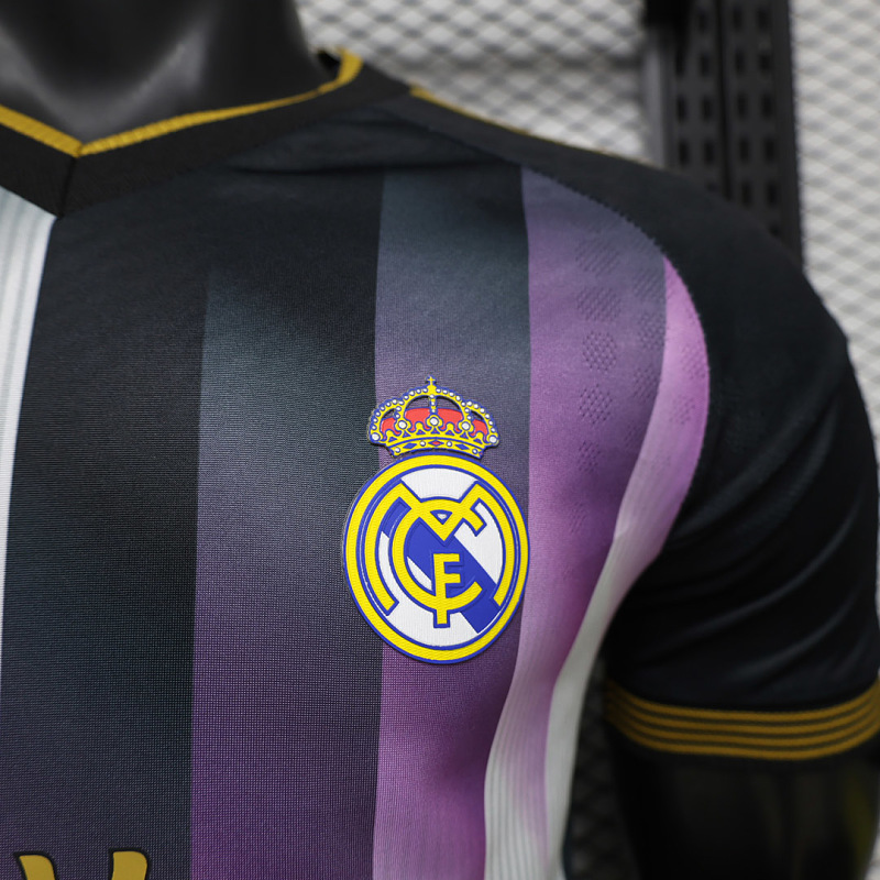 Real Madrid 26/27 Real Madrid Special Player Striped Black and Purple Gold 5