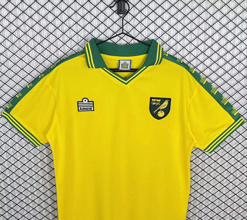 Norwich City 76/81 Norwich City Home Retro 3