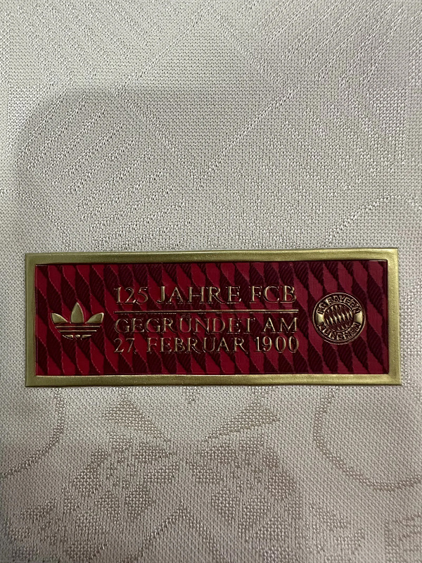 Bayern Munich Bayern Munich 125 Years Anniversary Player Beige 2