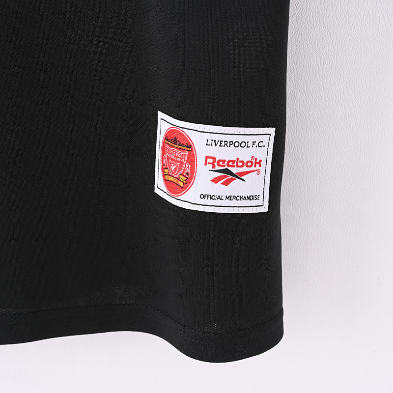 Liverpool 96/97 Liverpool Black Retro 9