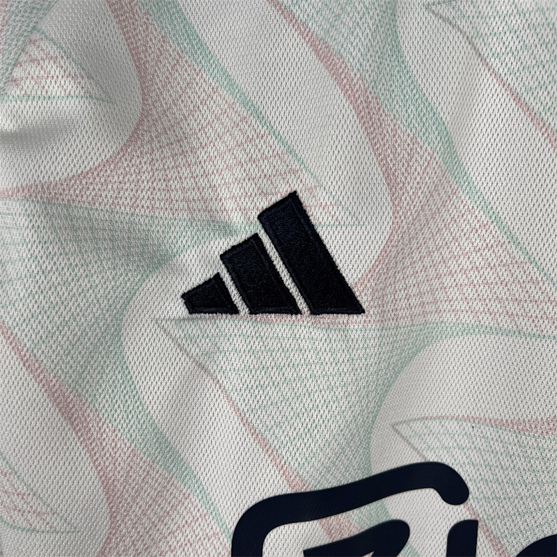 Ajax 23-24 Ajax away 6