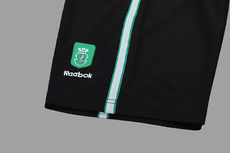 Lisbon Soccer 99/00 Lisbon Home Kids Retro Size 16-28 2