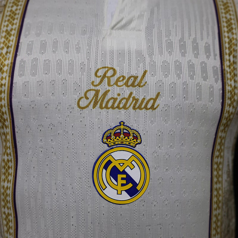 Real Madrid 26/27 Real Madrid City Edition Cream Gold Player 3