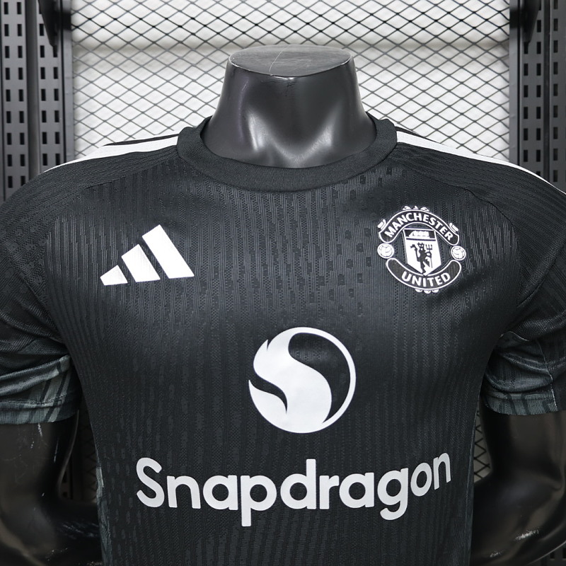 Manchester United 26/27 Manchester United Goalkeeper Player 9