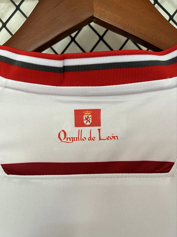 Cultural Leonesa 25/26 Cultural Leonesa Home 5