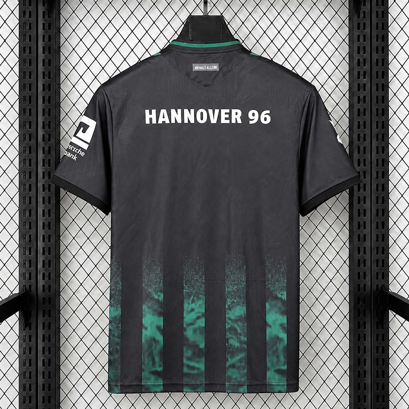 Hannover 96 26/27 Hannover 96 Away 2