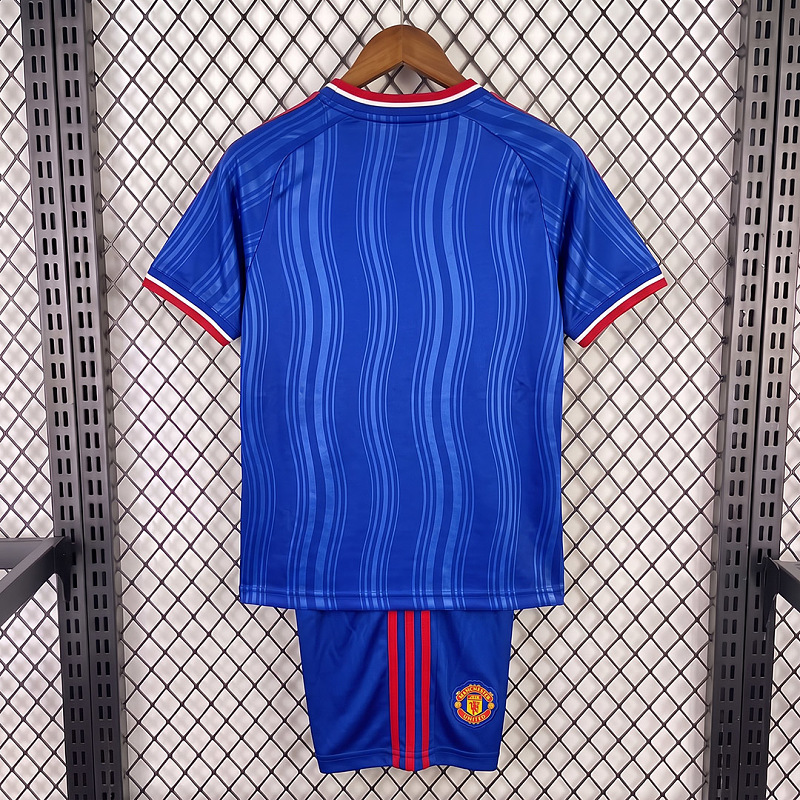 Manchester United 26/27 Manchester United Away Kids 2